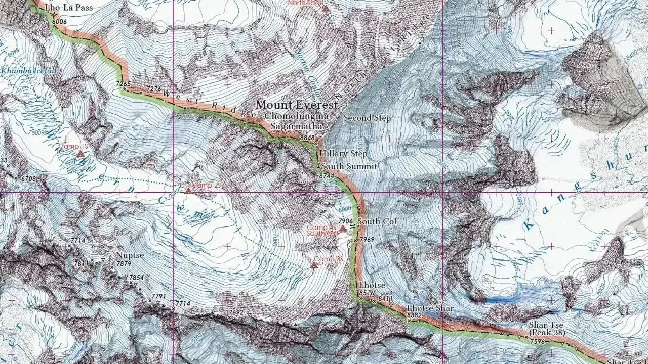 Mapa topograficzna pokazuje, gdzie leży Mount Everest, z zaznaczonymi obozami, przełęczami i szczytami, w tym Lho-La Pass i Khumbu Icefall.